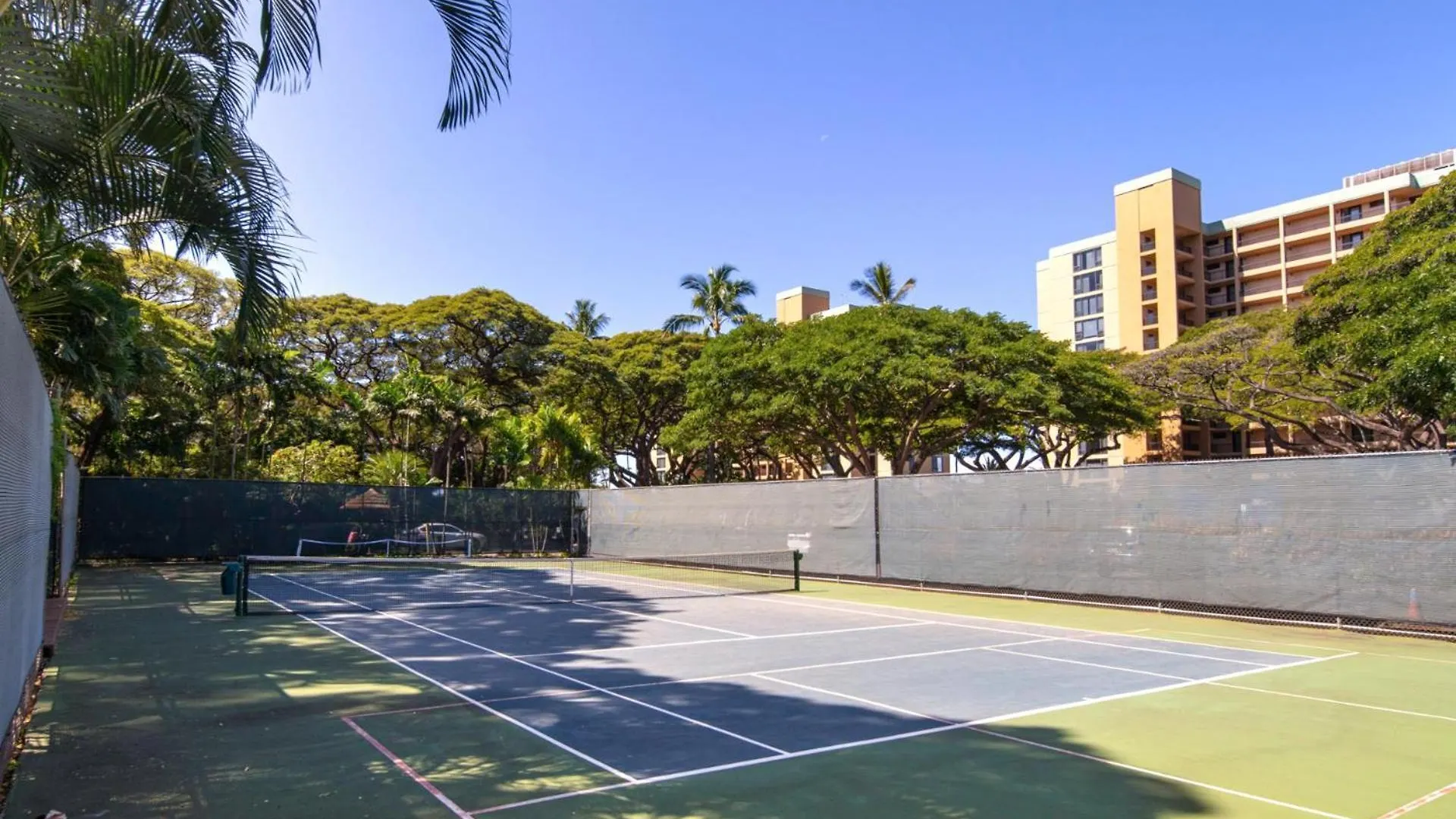 Kbm Resorts Free Car Mahana Mah-719 Stunning Ocean Front Kaanapali Apartment