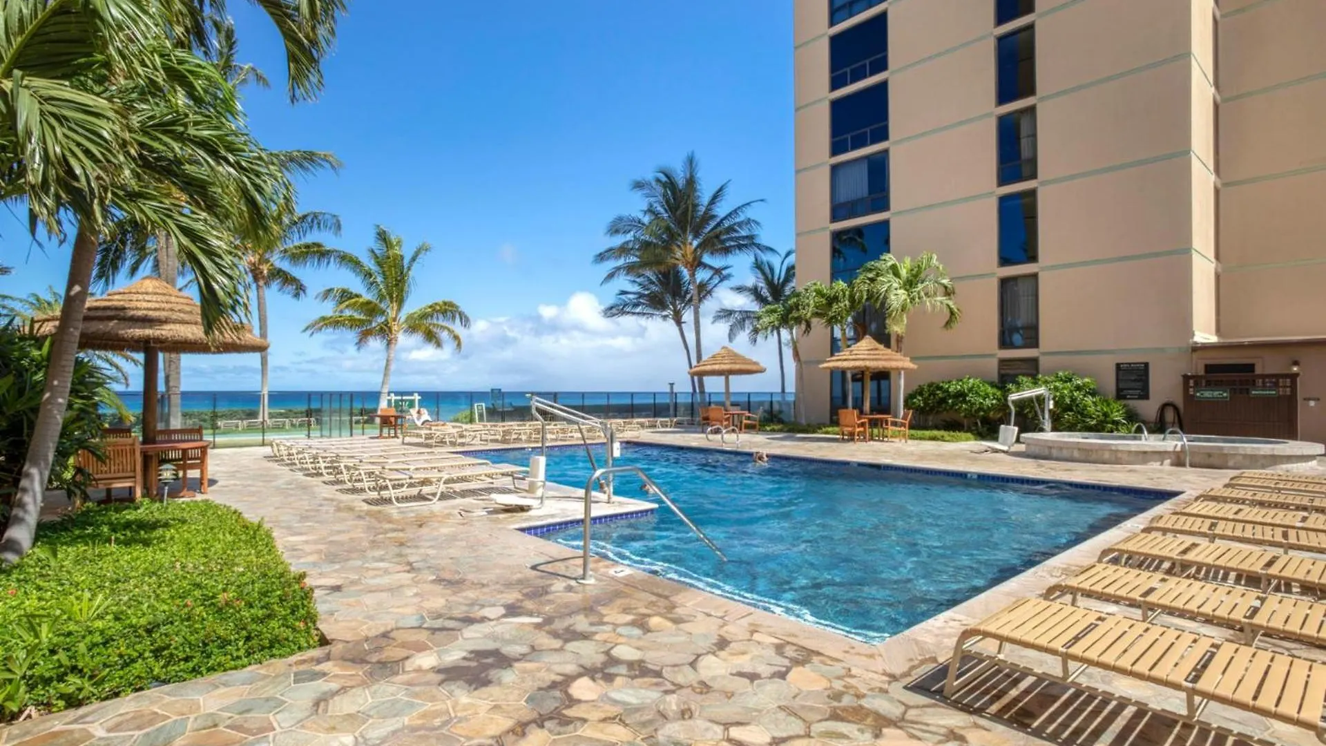 Apartment Kbm Resorts Free Car Mahana Mah-719 Stunning Ocean Front Kaanapali
